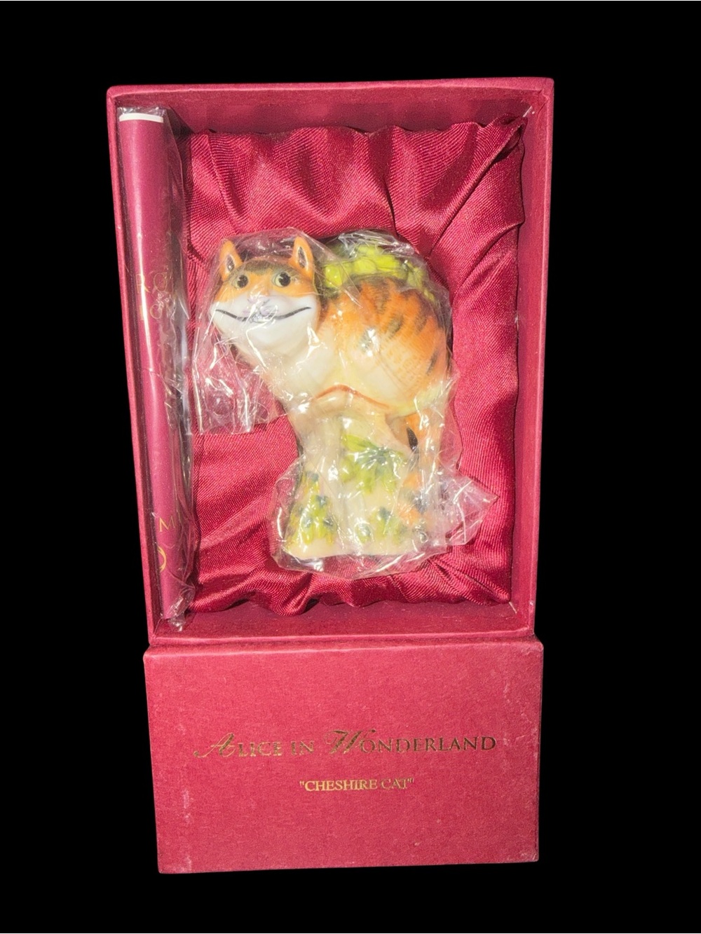 Dept 56 Candle Crown Collections Snuffer Cheshire Cat from Alice in Wonderland